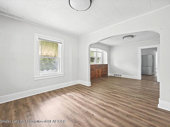 3rd image of 2227 Turner St