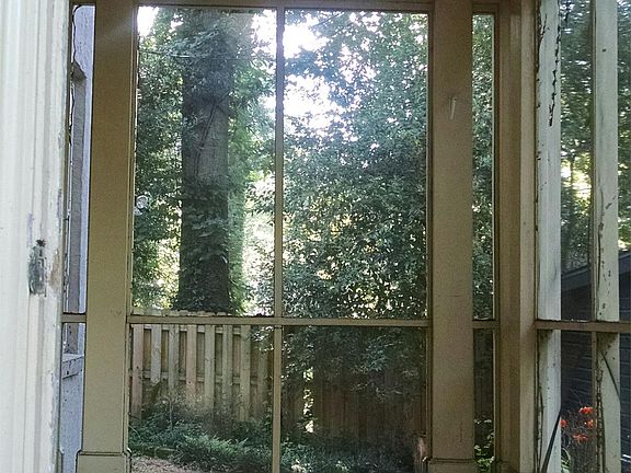 Screened in Porch