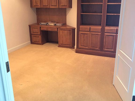 4th image of 5525 SE Scenic Ln Unit 100