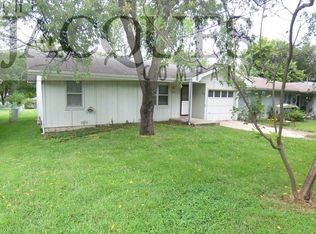 2741 N Pierce Ave, Springfield, MO 65803