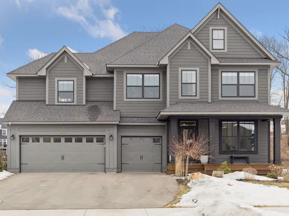 5450 Rolling Hills Pkwy, Chaska, MN 55318