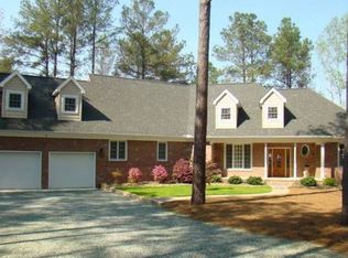 3 Shadow Dr, Whispering Pines, NC 28327