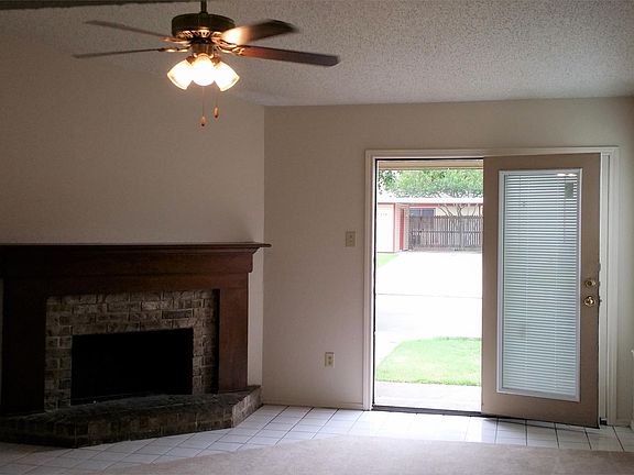 Living Room Wood Burning Fire Place