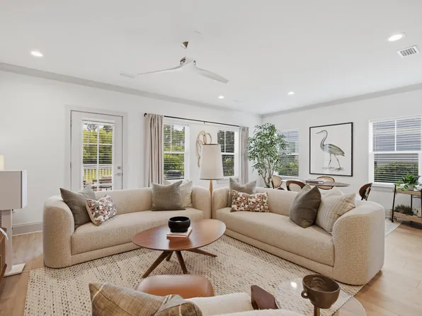 135 Golden Bell Ct Unit D, Rosemary Beach, FL 32461