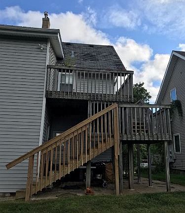2nd image of 401 Hill St
