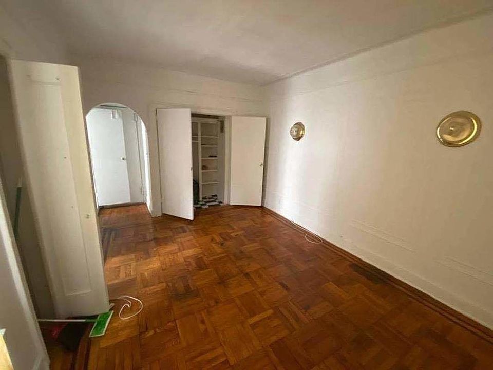 1st image of 1296 Pacific St APT 301