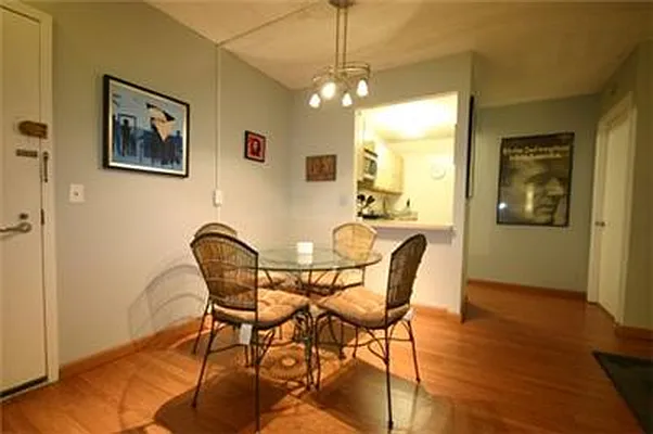 Sold by Fenwick Keats Real Estate | media 17