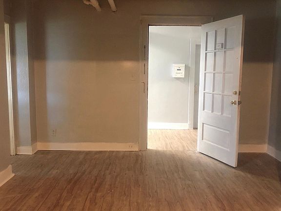 5th image of 602 Henry St #1H