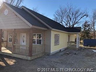 2nd image of 901 S C St