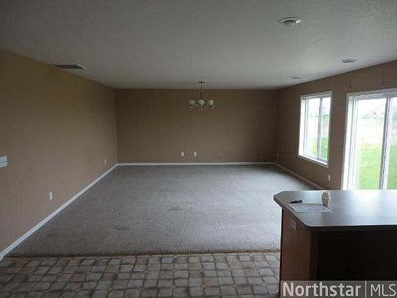 4th image of 6898 24th St N