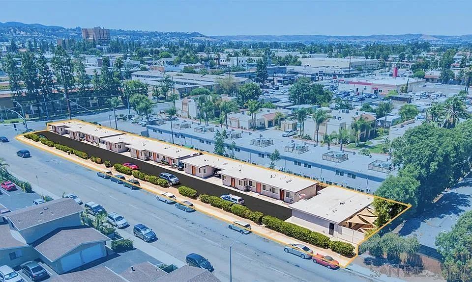 1st image of 275-99 S Mollison Ave