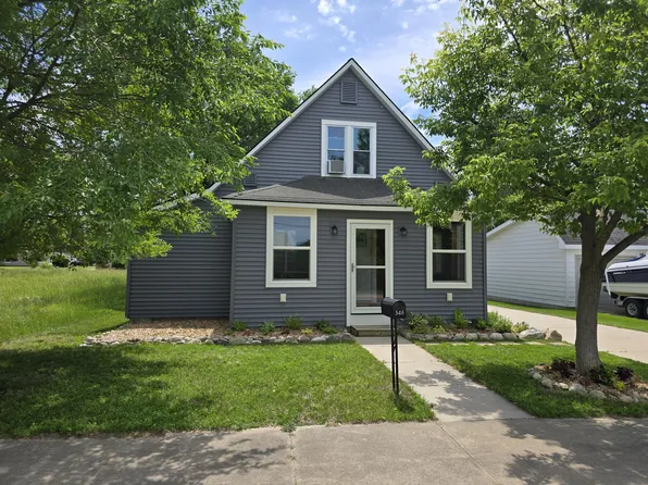 346 Vogel St, Boyne City, MI 49712