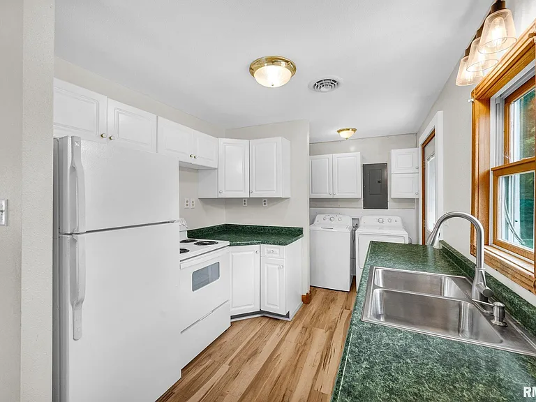 108 Radisson Rd — Photo 7