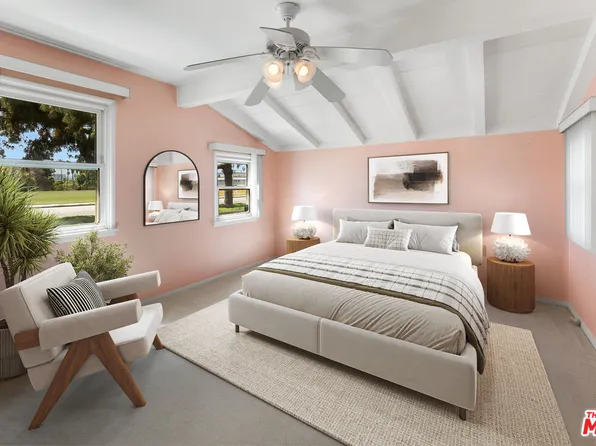 5210 Ventura Canyon Ave, Sherman Oaks, CA 91401