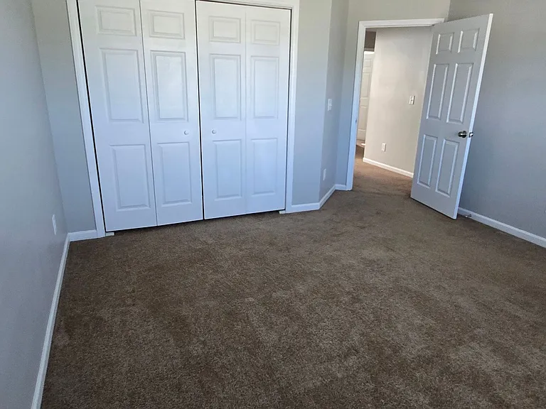 1151 Bentley Ct — Photo 30