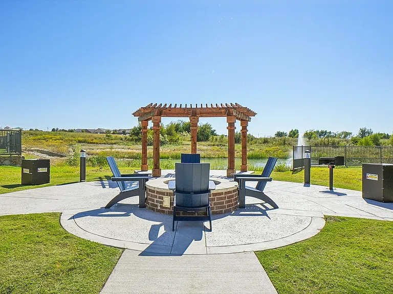 Fountainview at Farmersville — Photo 30