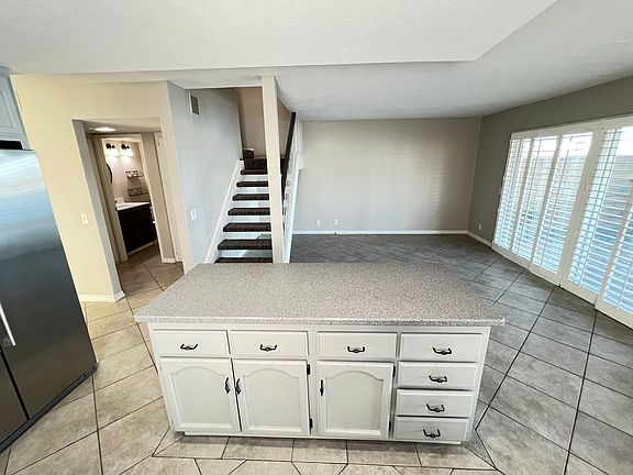 4th image of 6943 E Shorecrest Dr
