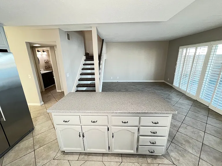 6943 E Shorecrest Dr — Photo 4