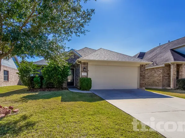 10338 Whisper Bluff Dr, Humble, TX 77396