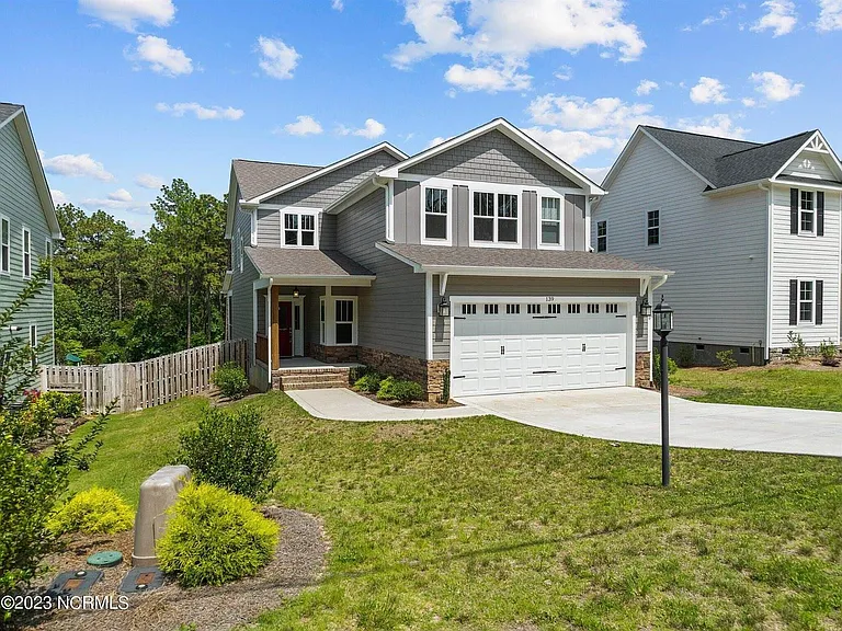 139 Crestview Rd — Photo 37