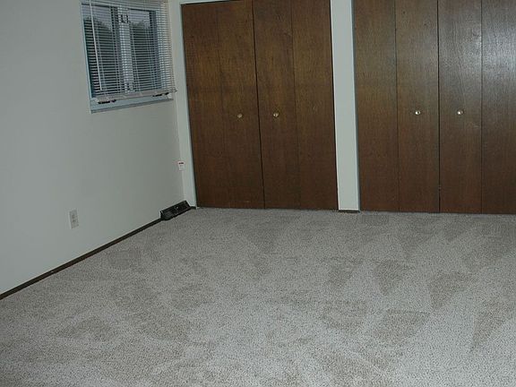 3rd image of 9507 Munich Dr
