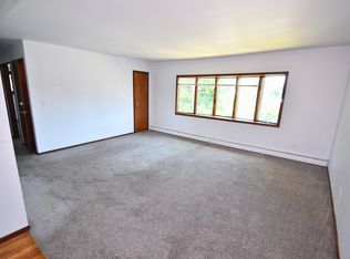 (Undisclosed Address), Farmingdale, NY 11735