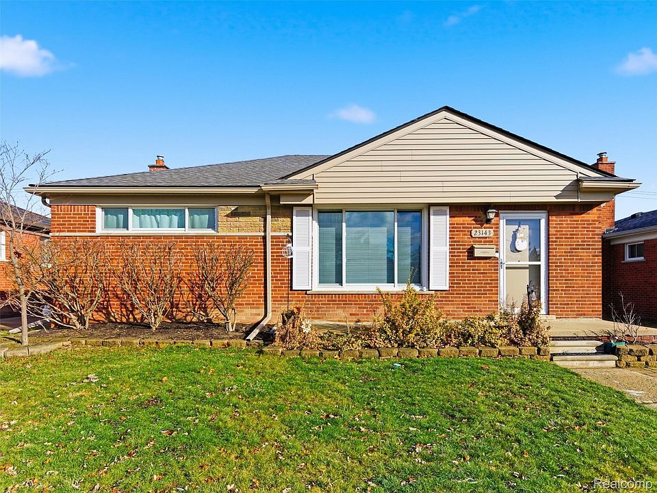 1st image of 23143 Playview St