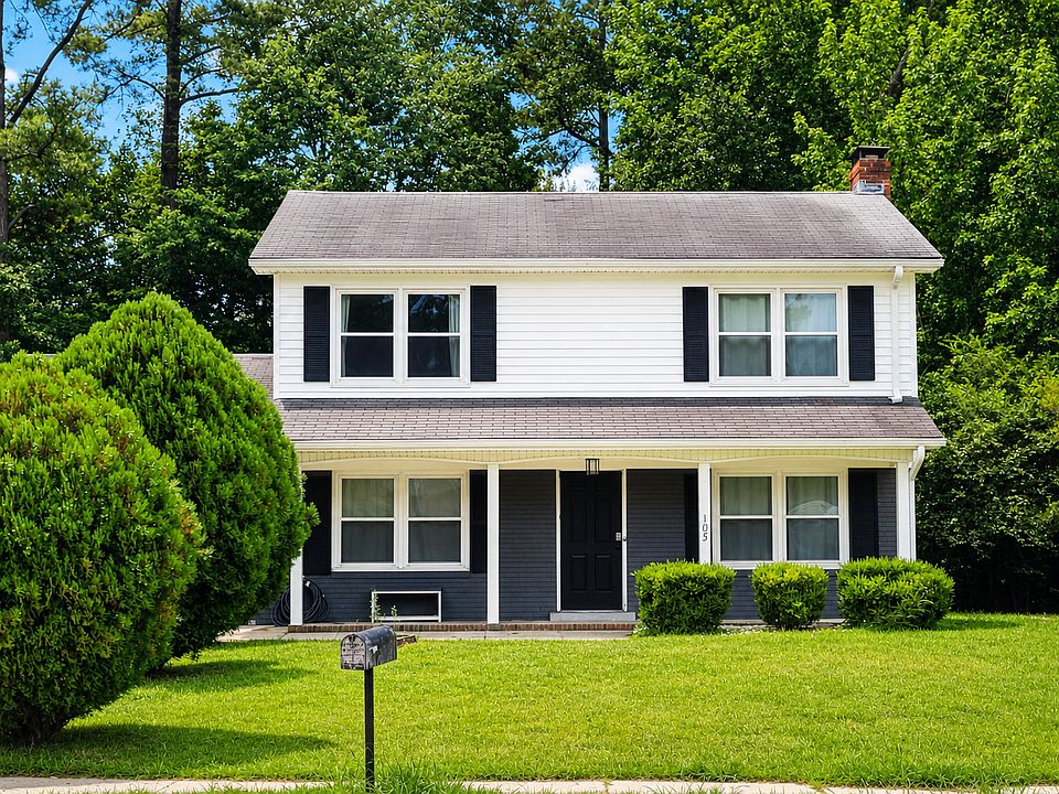 1st image of 105 Silver Leaf Dr