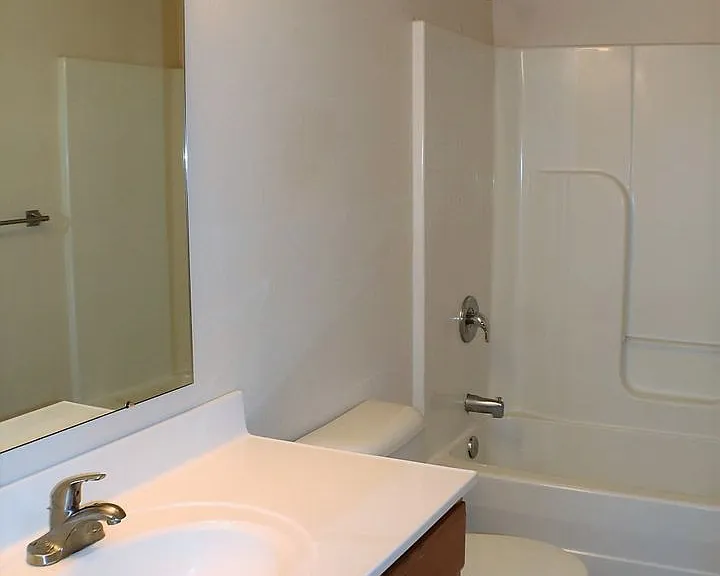460 Cameron Way — Photo 12