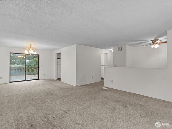 4th image of 2638 SE Chasewood Court