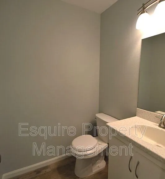 5410 Driftwood St #D — Photo 8