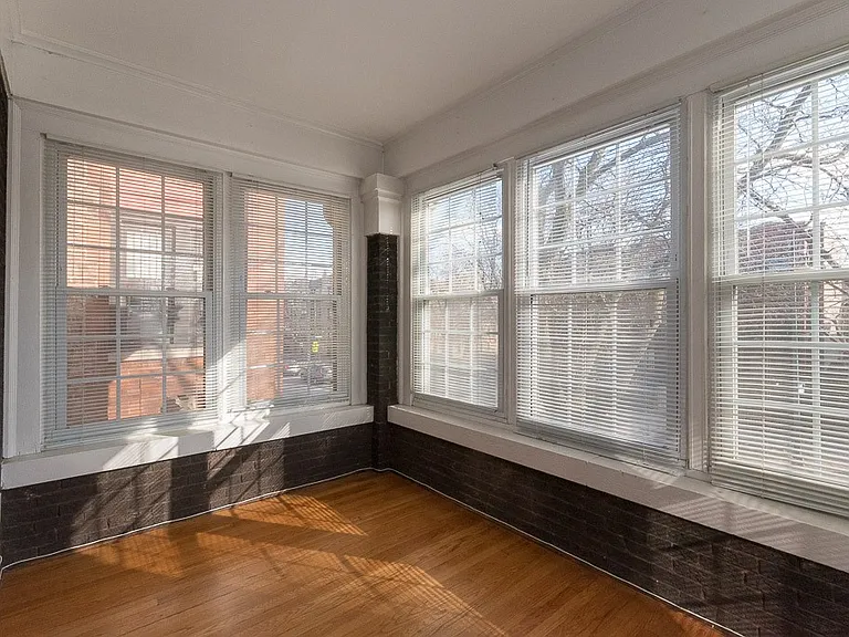 1440 W Addison St #3 — Photo 19