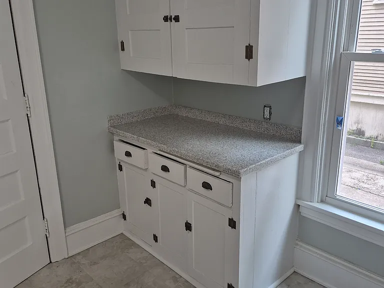 1047 E Gorham St #1 — Photo 8