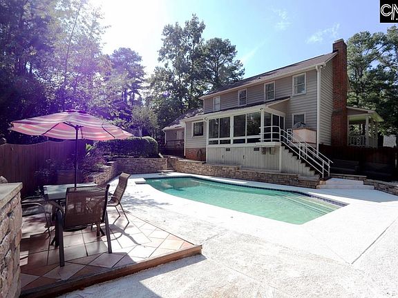 2nd image of 306 Timberhill Ct