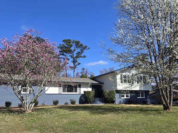 2705 Jodeco Dr, Jonesboro, GA 30236