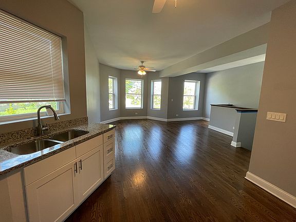 4th image of 1611 S Trumbull Ave