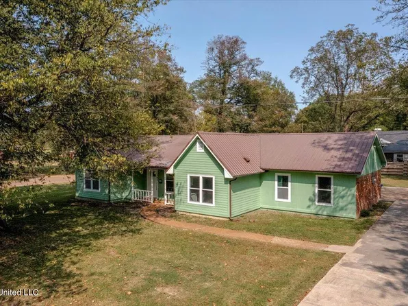 250 1st St, Webb, MS 38966