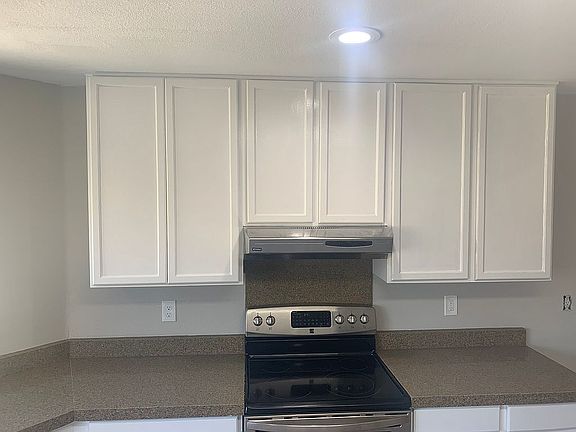 5th image of 130 Rock Canyon Dr