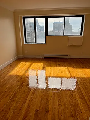 Rented by R New York | media 1
