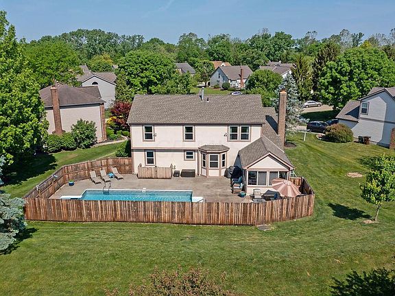 3rd image of 921 Torridon Ct
