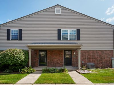 15811 N Franklin Dr, Clinton Township, MI, 48038