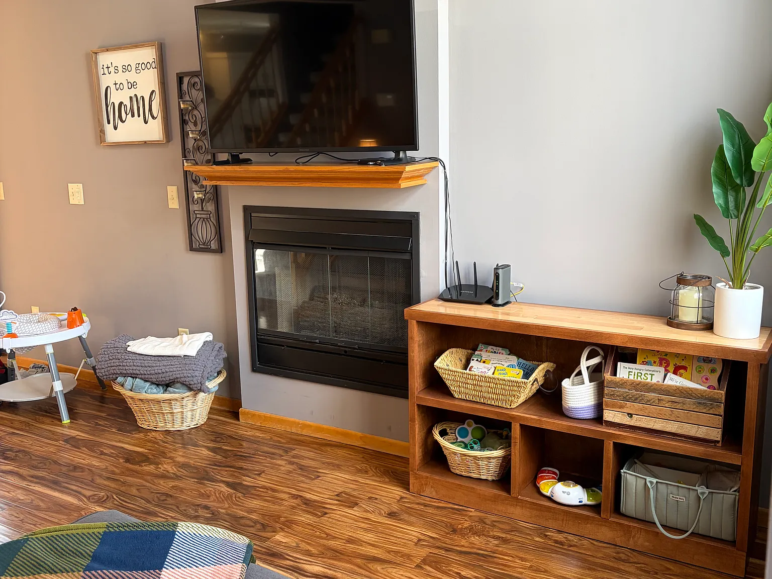 3 bed, 1232 sqft, $2,400 — Photo 4