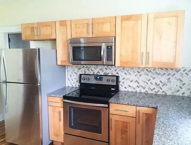 36 Chestnut St — Photo 1
