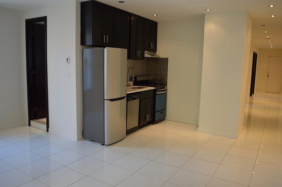 1st image of 10 Manhattan Ave APT 5B
