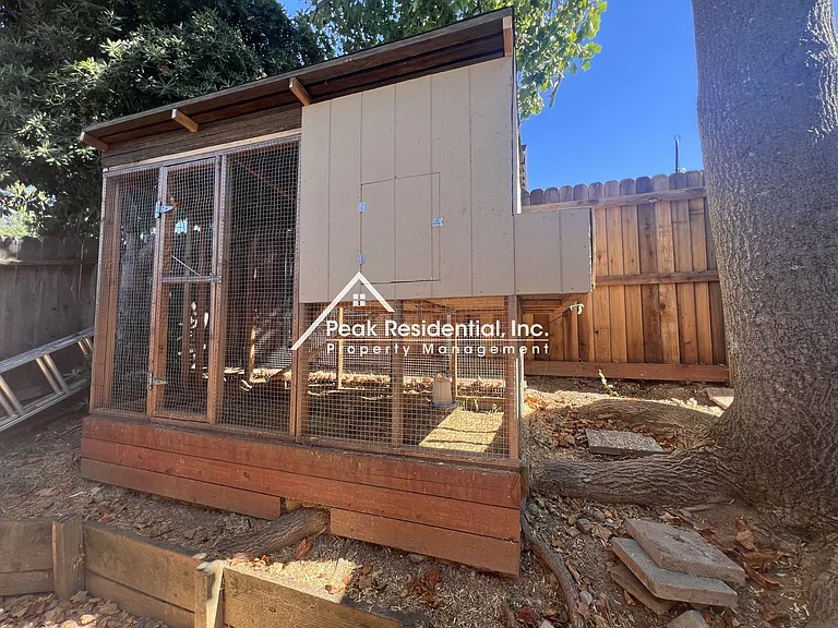 5541 Walnut Ave — Photo 28