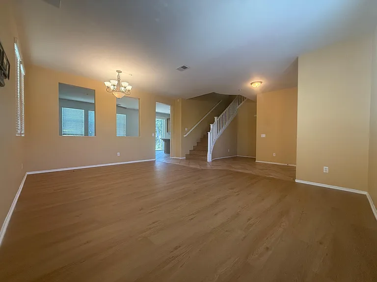 10058 Baylee Ln — Photo 5