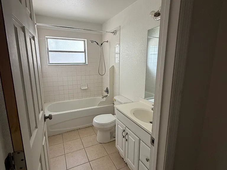 Full bathroom upstairs