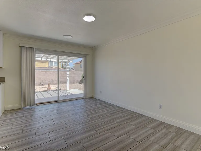 4308 Apex Dr — Photo 8