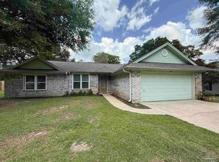 4814 Autumn Dr, Pace, FL 32571