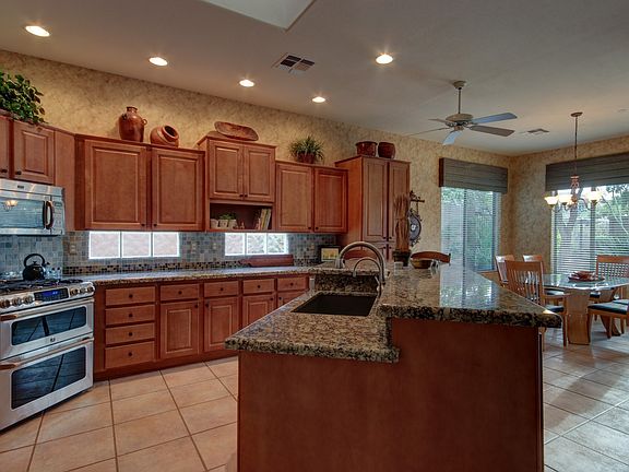 4th image of 41935 N Emerald Lake Dr